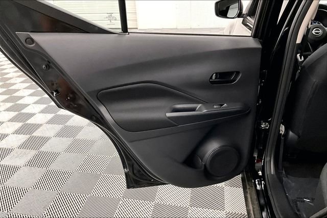 New 2025 Nissan Kicks Play S image 30