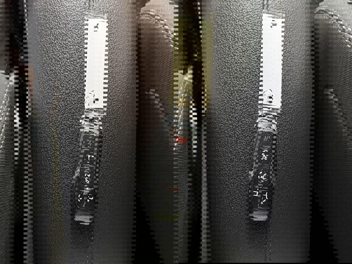 Used 2017 Ford Mustang GT image 30