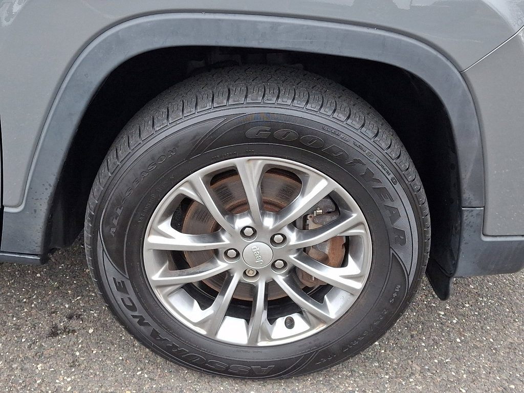 Used 2020 Jeep Cherokee Latitude Lux w/ Quick Order Package 2YH Lux image 9