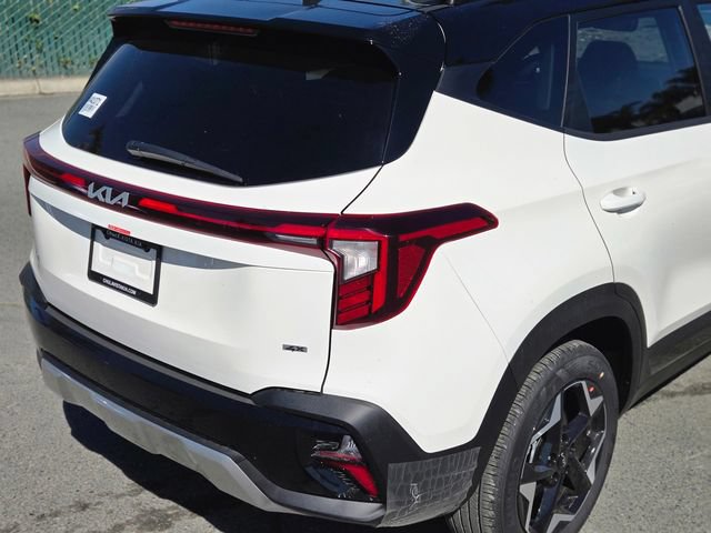 New 2026 Kia Seltos S FWD image 11
