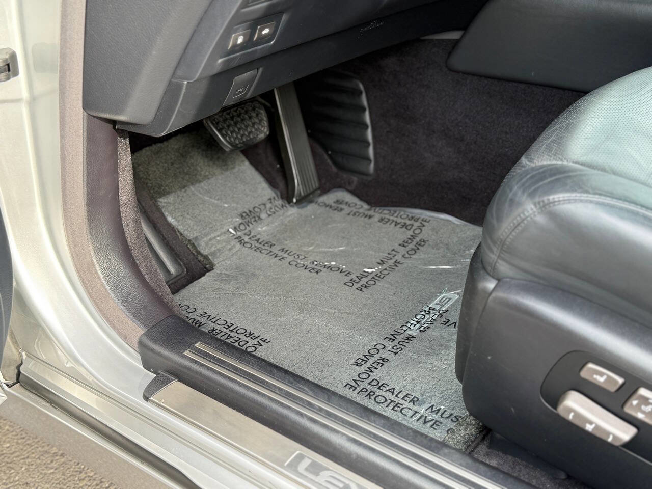 Used 2008 Lexus LS 600h L image 44