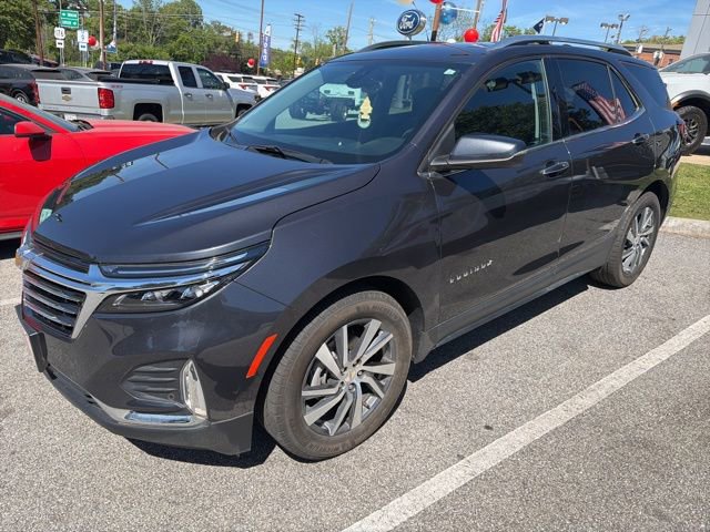Used 2022 Chevrolet Equinox Premier image 2