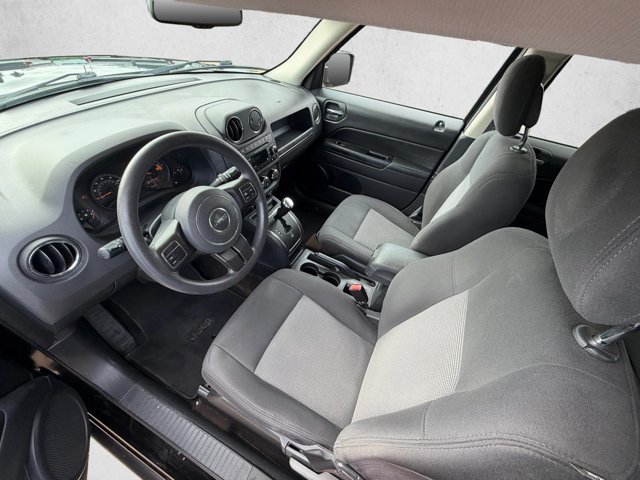 Used 2015 Jeep Patriot Sport w/ Power Value Group FWD image 10