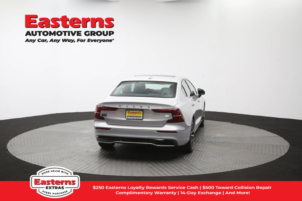 Used 2023 Volvo S60 T8 Plus AWD/4WD image 39