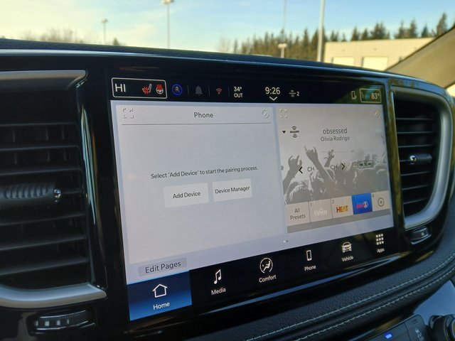 New 2026 Chrysler Pacifica Select image 17