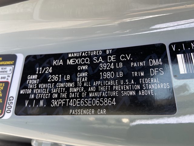 Used 2025 Kia K4 LXS image 33