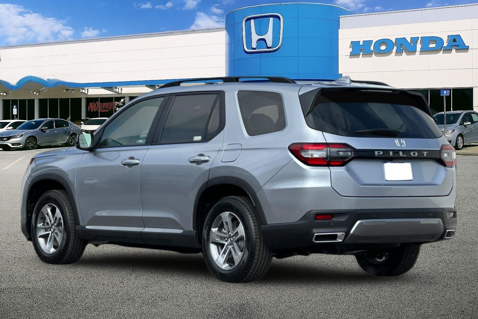 New 2026 Honda Pilot EX-L image 3