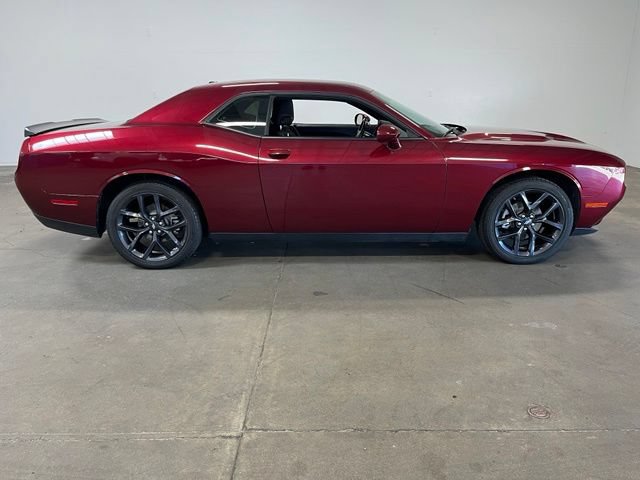 Used 2023 Dodge Challenger SXT w/ Blacktop Package RWD video 2