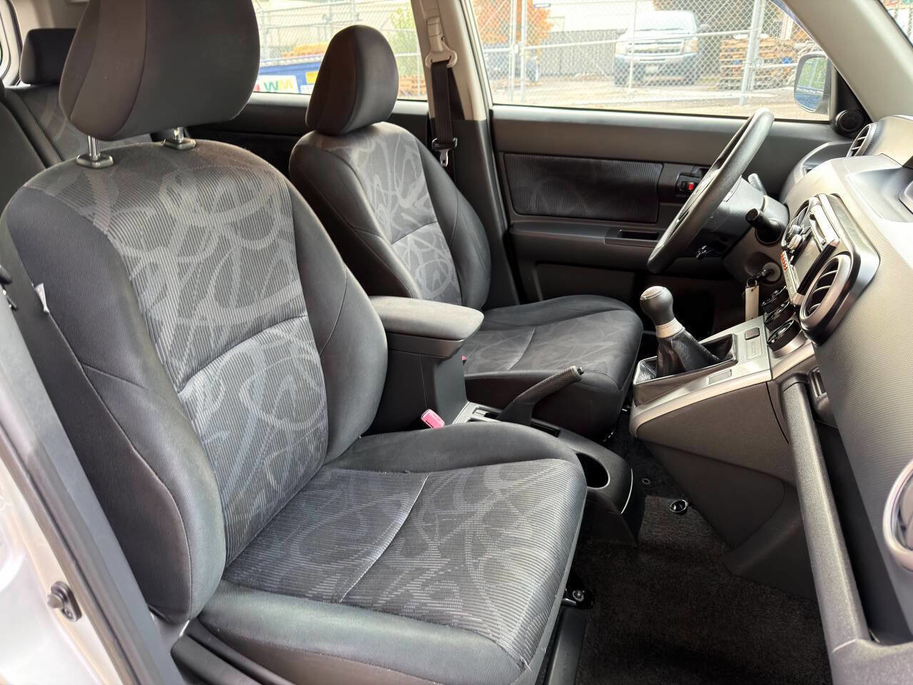 Used 2011 Scion xB image 16