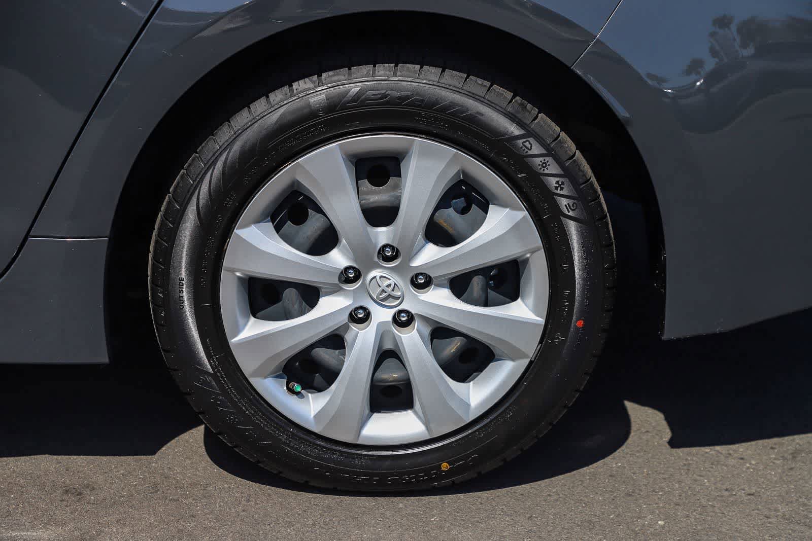 Used 2024 Toyota Corolla LE FWD image 10