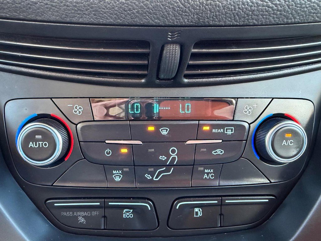 Used 2017 Ford C-MAX SE w/ Interior Protection Package image 33