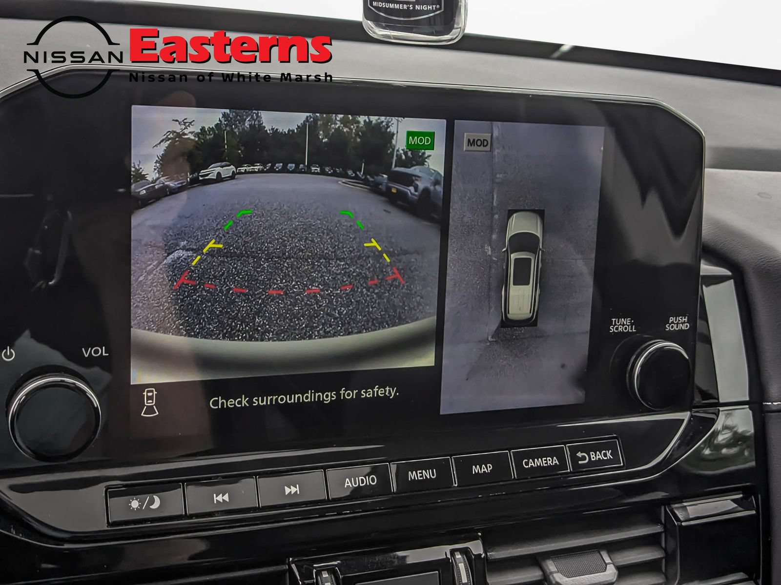 Used 2023 Nissan Pathfinder SL w/ SL Premium Package AWD/4WD image 18