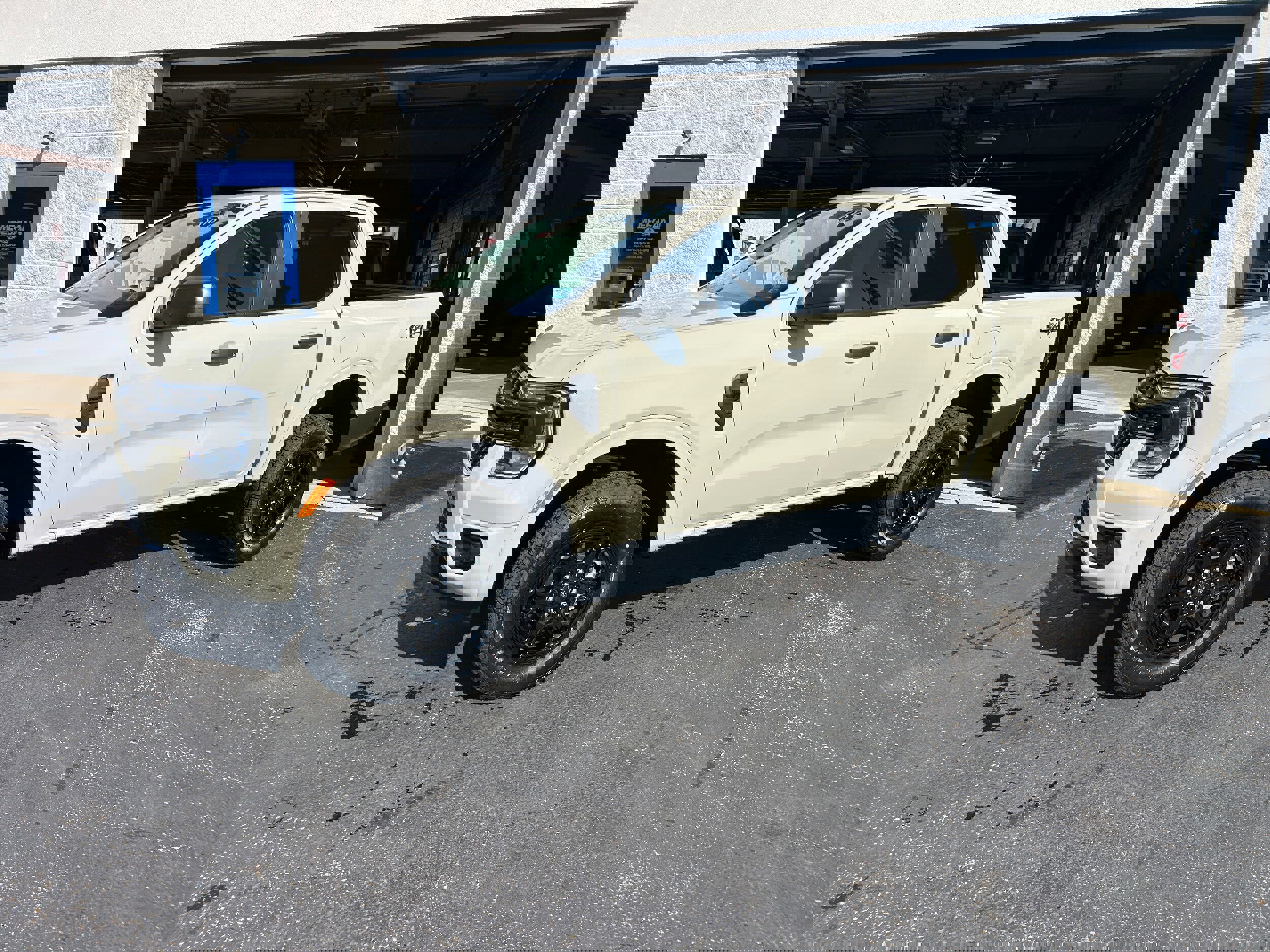 New 2026 Ford Ranger XLT w/ Equipment Group 301A High image 4