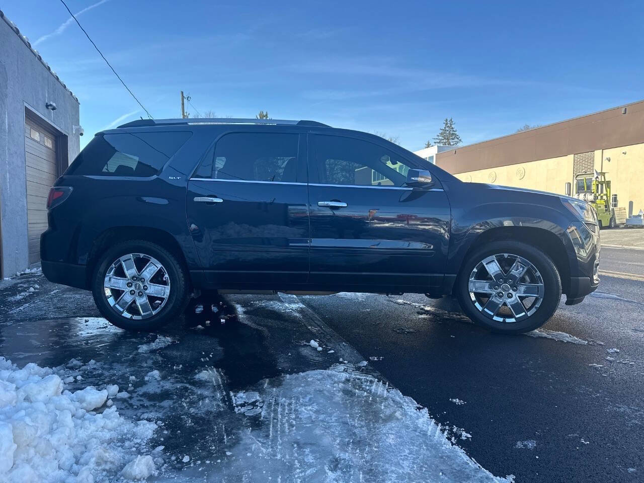 Used 2017 GMC Acadia Limited SLT image 4