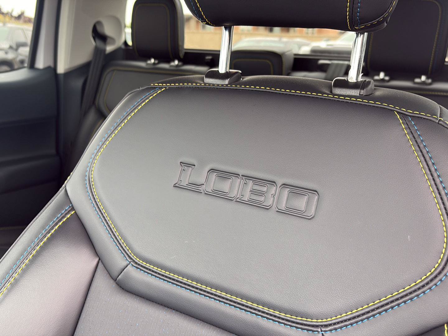 Used 2025 Ford Maverick Lobo AWD/4WD image 18