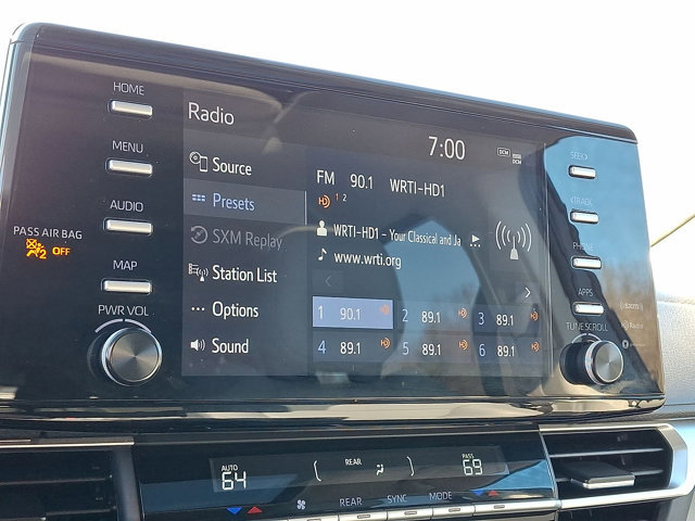 Used 2024 Toyota Sienna XLE image 16