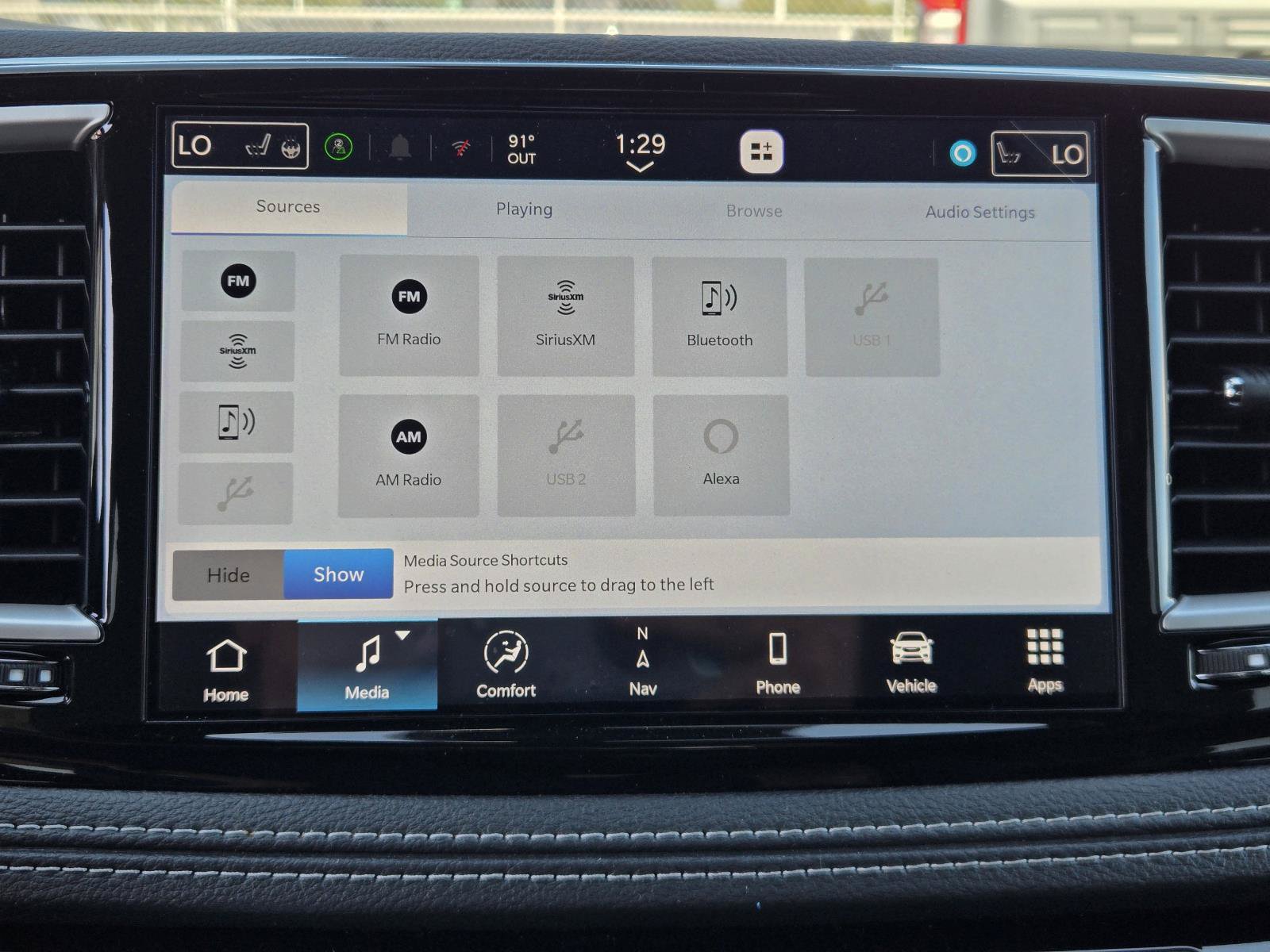 New 2027 Chrysler Pacifica Select w/ Family Tech Group AWD/4WD image 10