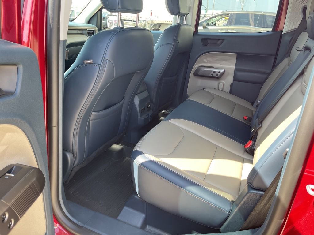 Used 2025 Ford Maverick Lariat image 7