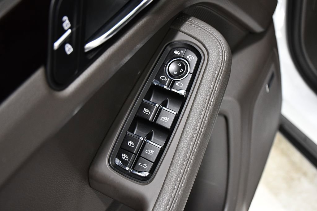 Used 2021 Porsche Macan image 18