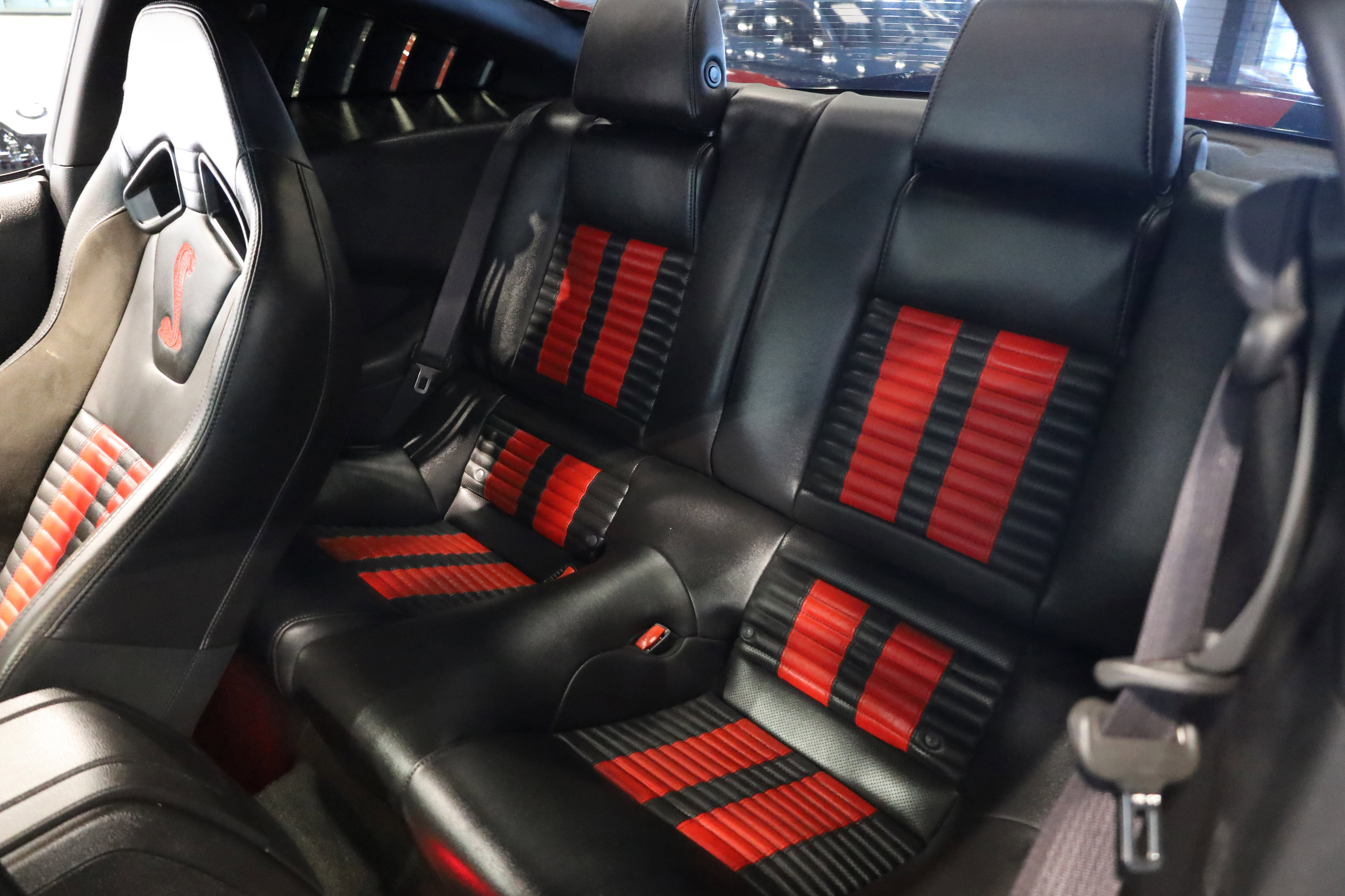 Used 2014 Ford Mustang Shelby GT500 w/ Equipment Group 821A image 27