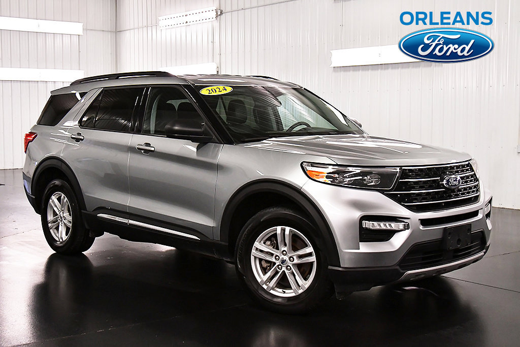 Used 2024 Ford Explorer XLT w/ Equipment Group 202A