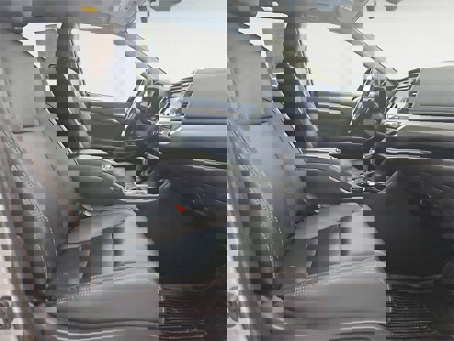 Used 2019 Toyota Highlander SE image 15