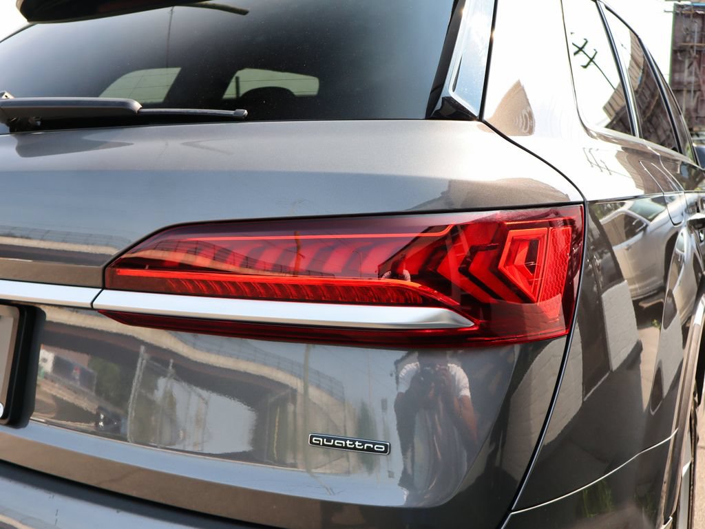 Used 2022 Audi Q7 2.0T Premium Plus AWD/4WD image 13