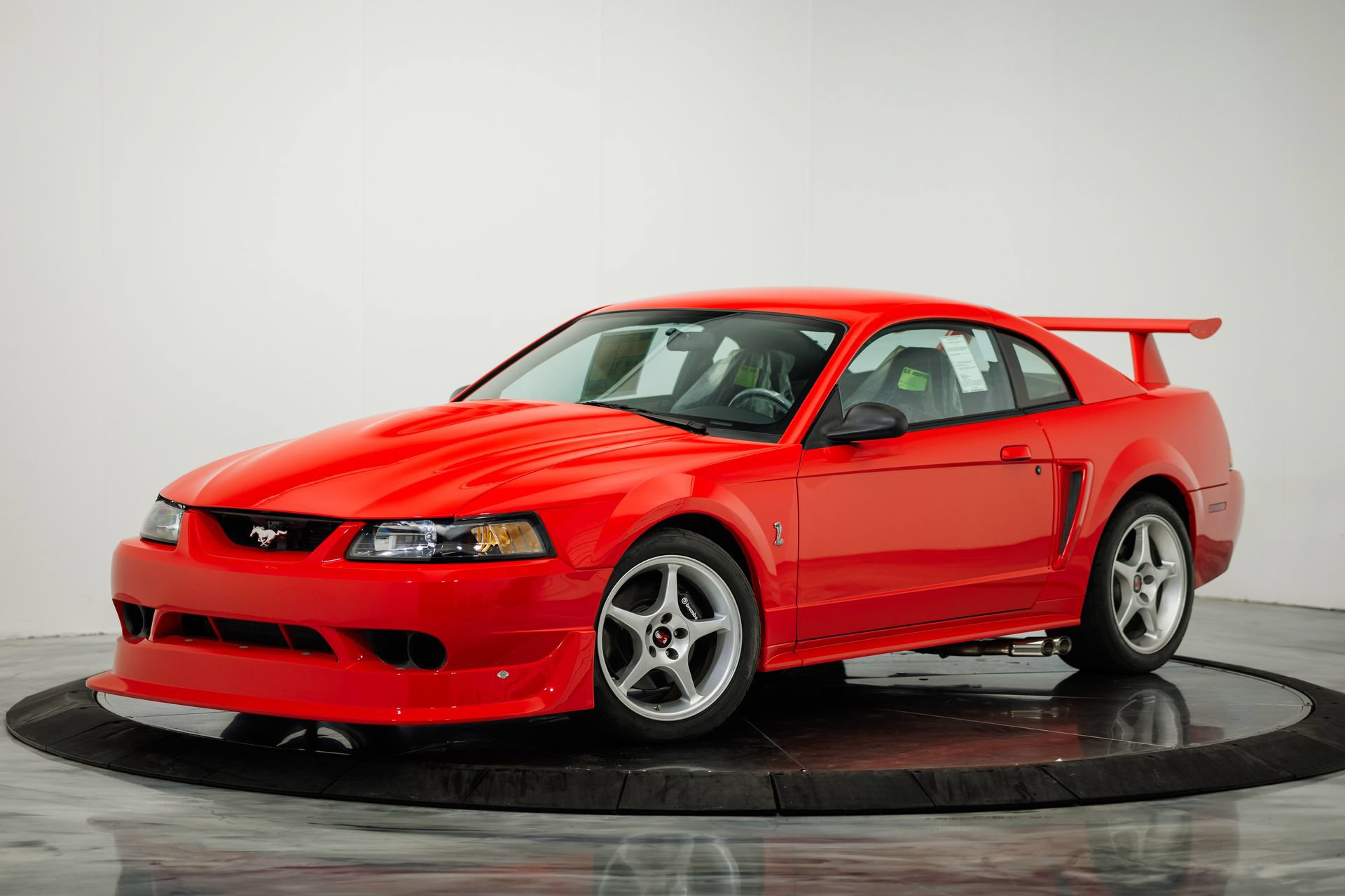 Used 2000 Ford Mustang Cobra RWD image 2