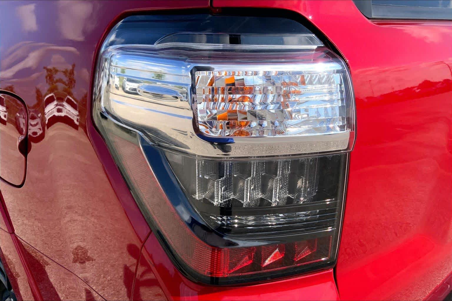 Used 2020 Toyota 4Runner Limited RWD image 28