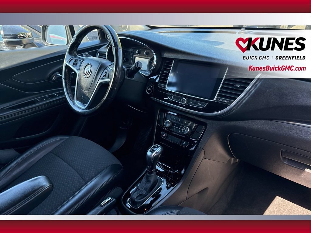 Used 2020 Buick Encore Preferred FWD image 38