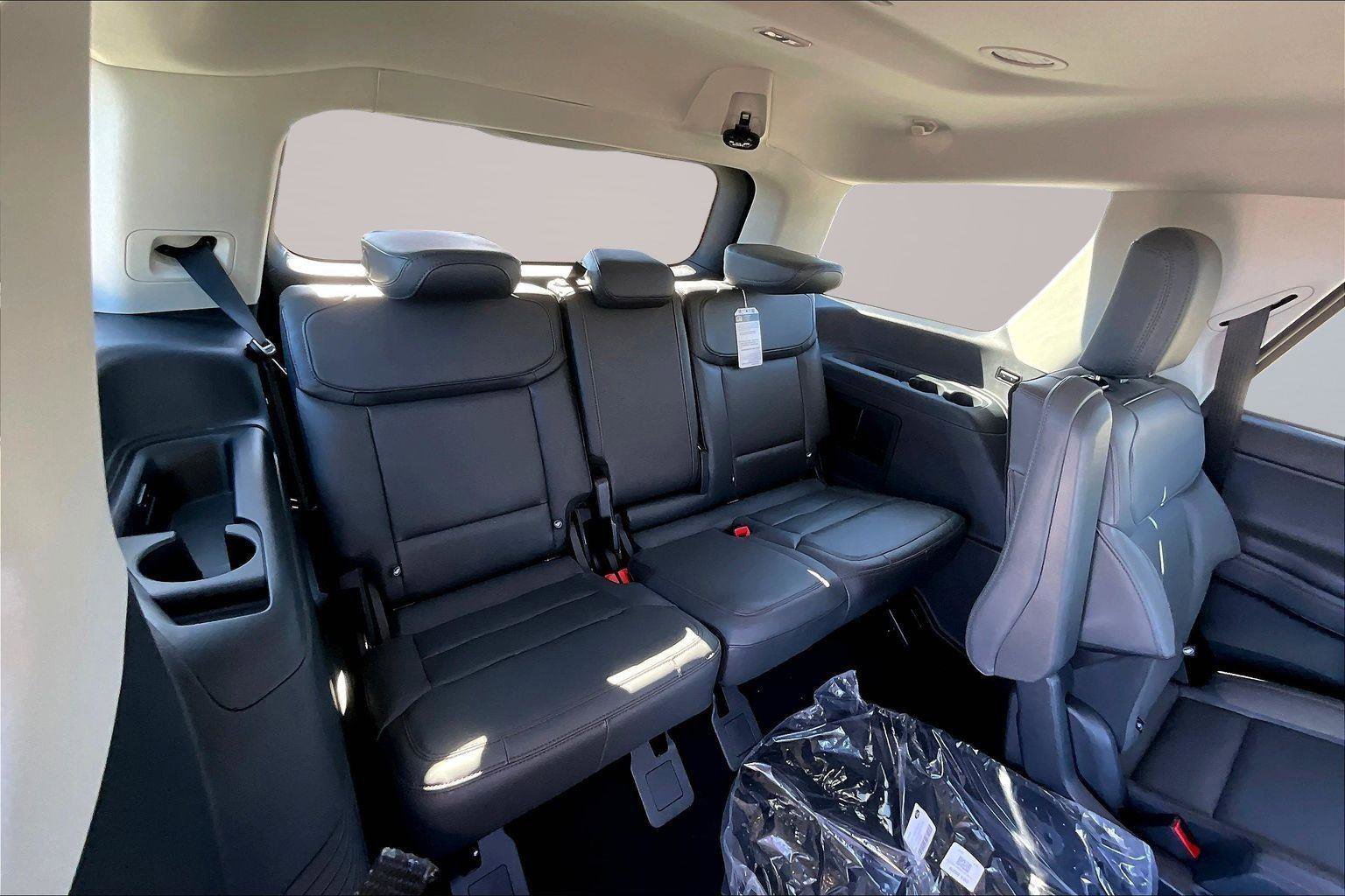 New 2025 Ford Expedition Active image 21