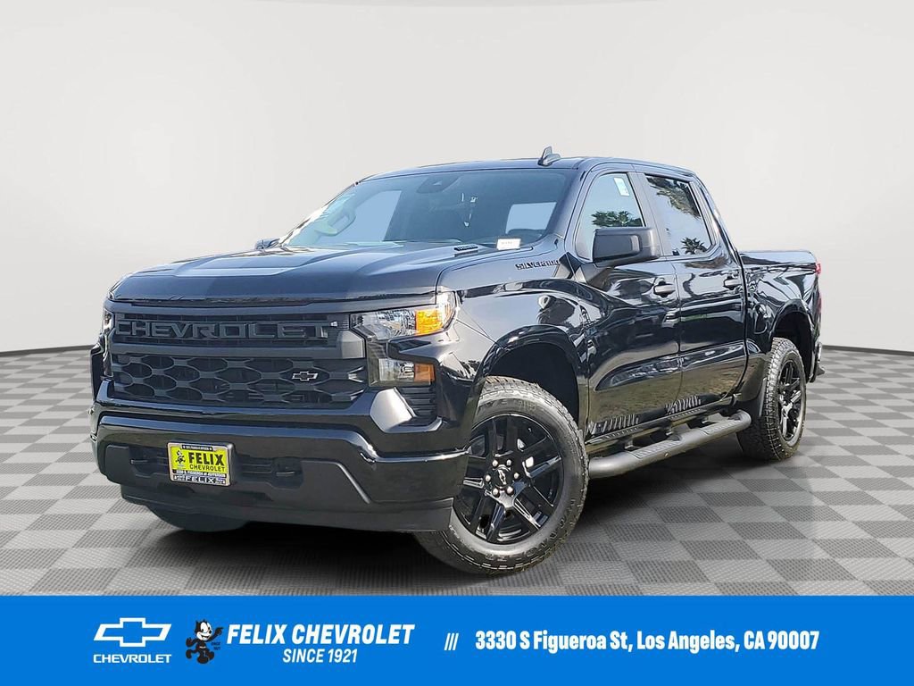 New 2026 Chevrolet Silverado 1500 Custom w/ Turbomax Blackout Package