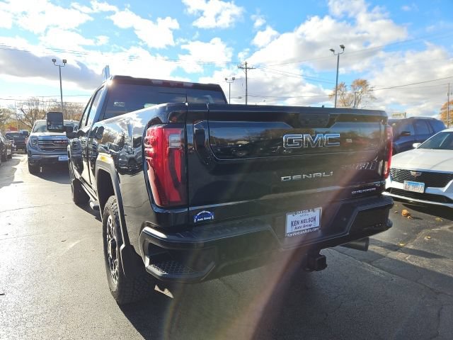 New 2026 GMC Sierra 3500 Denali Ultimate AWD/4WD image 9