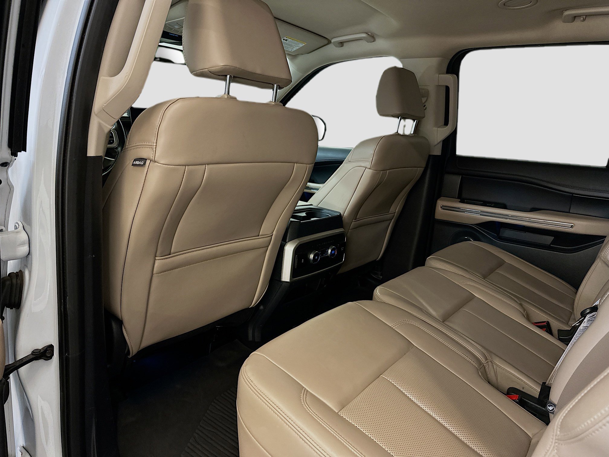 Used 2024 Ford Expedition Max XLT image 28