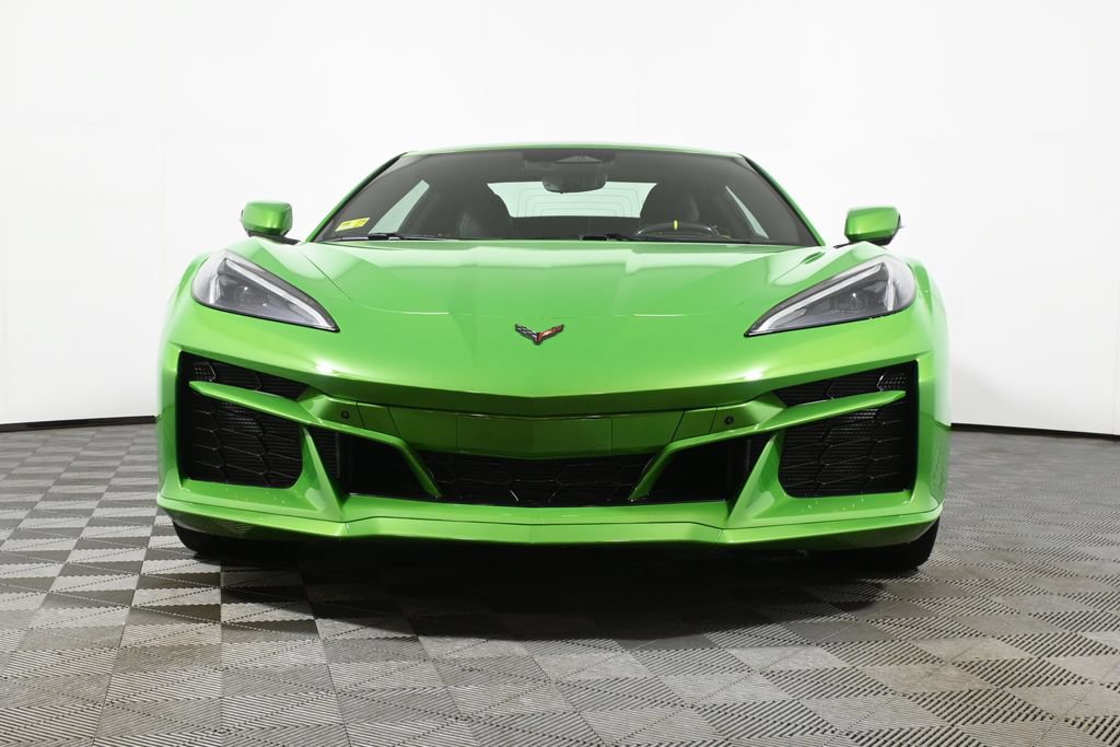 Used 2026 Chevrolet Corvette Z06 w/ Stealth Interior Trim Package RWD image 10