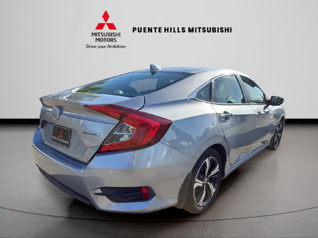 Used 2016 Honda Civic Touring image 5