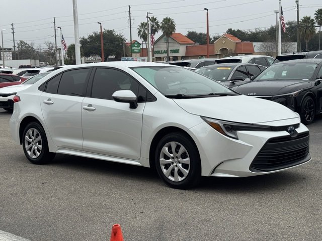 Used 2024 Toyota Corolla Hybrid Sedan image 7