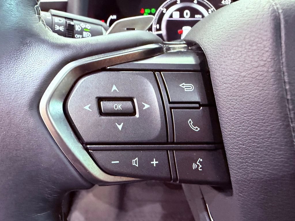 Certified 2024 Lexus LX 600 4WD w/ Interior Upgrade Package image 23