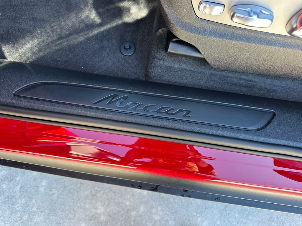 Used 2026 Porsche Macan Turbo image 24