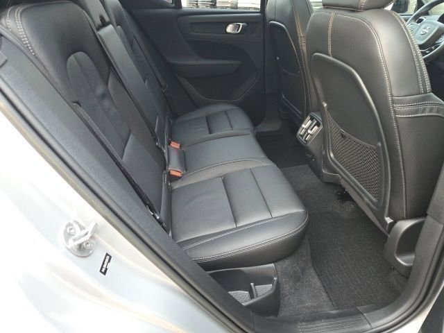 Used 2023 Volvo XC40 B5 Plus w/ Driver Assist Package image 13