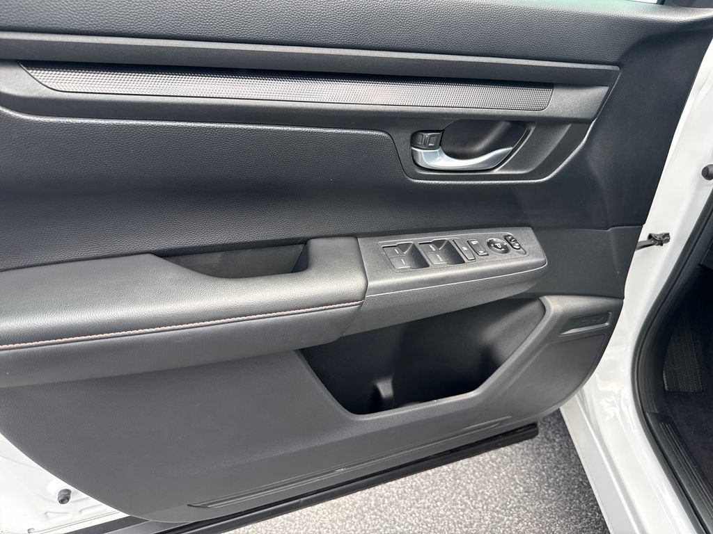 Certified 2023 Honda CR-V Sport image 9