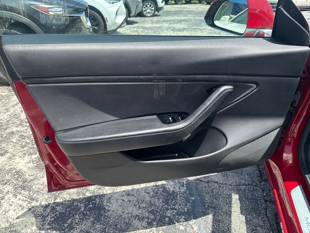 Used 2019 Tesla Model 3 Long Range RWD image 14