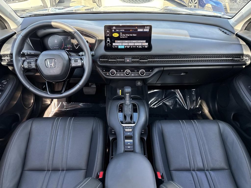 Used 2025 Honda HR-V EX-L image 18