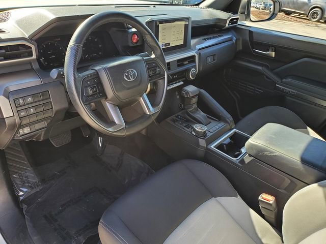 Used 2025 Toyota Tacoma TRD Off-Road AWD/4WD image 12