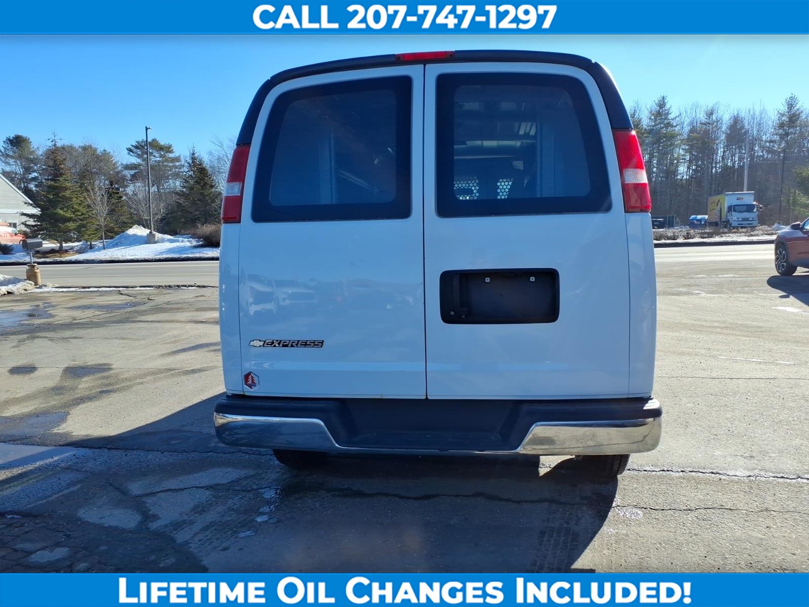 Used 2019 Chevrolet Express 2500 w/ Driver Convenience Package image 6