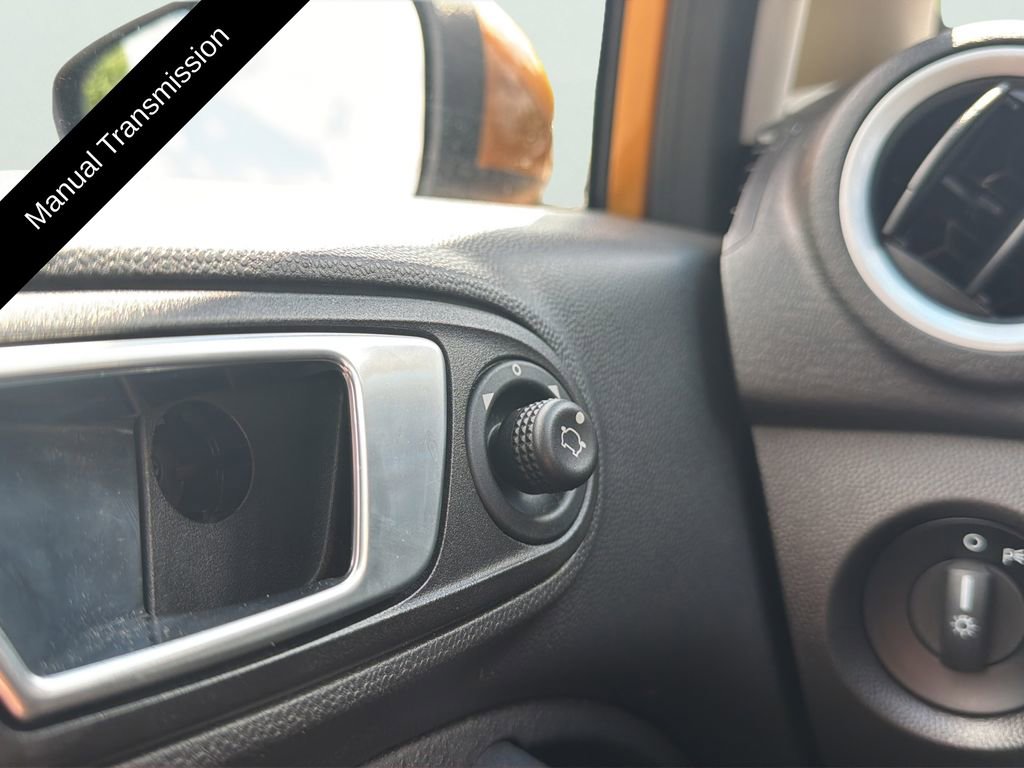 Used 2016 Ford Fiesta SE FWD image 50