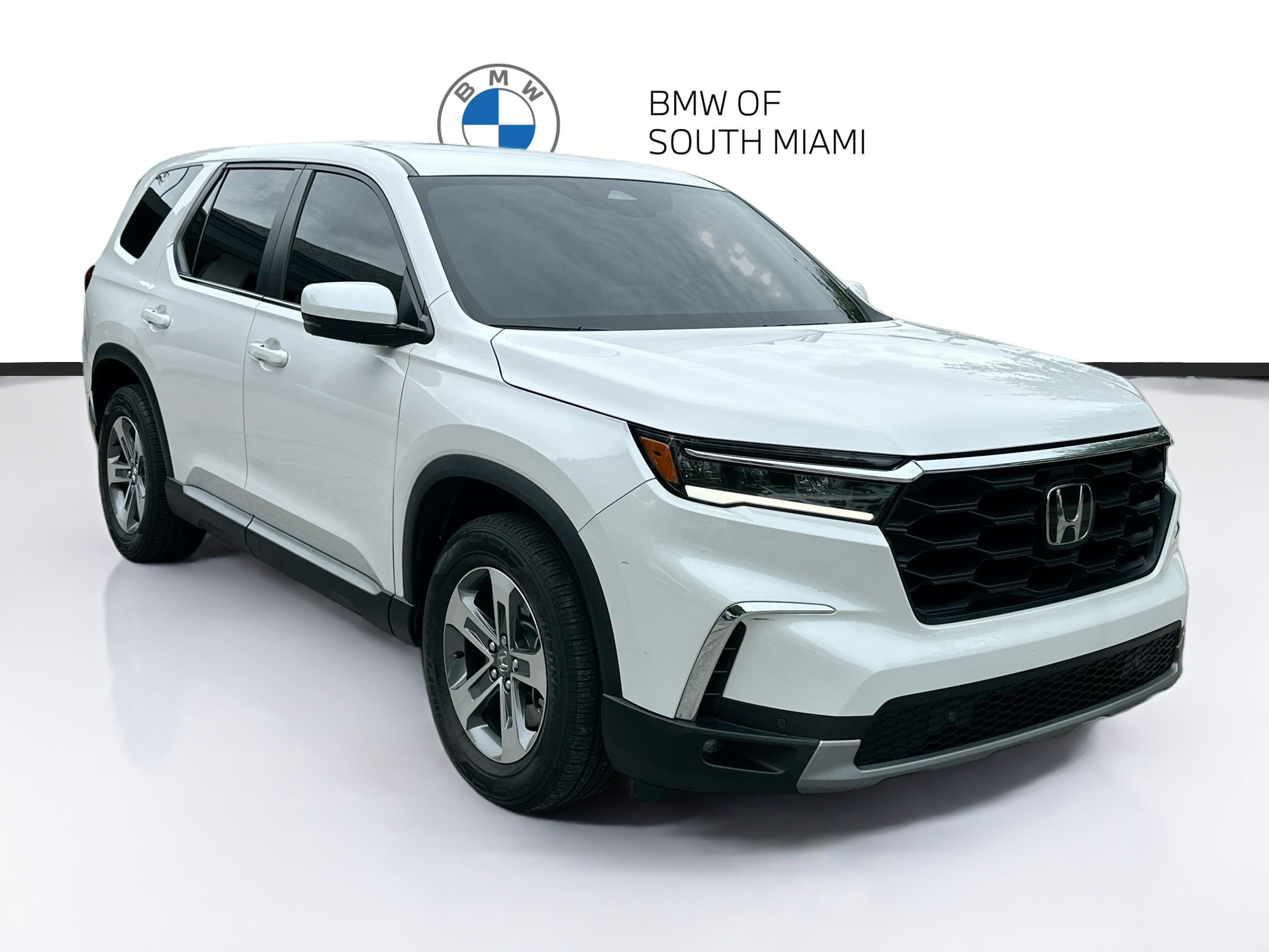 Used 2025 Honda Pilot EX-L image 1