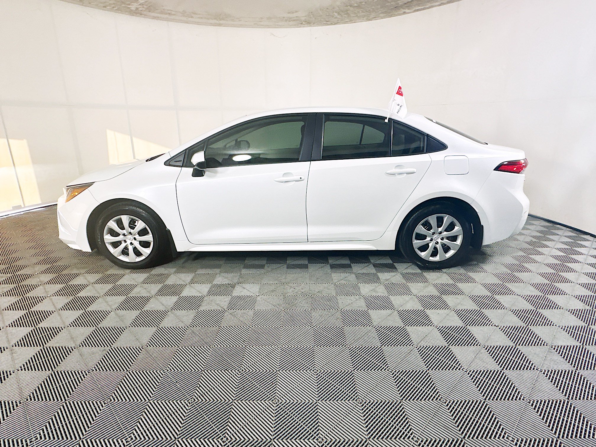 Certified 2025 Toyota Corolla LE FWD image 6