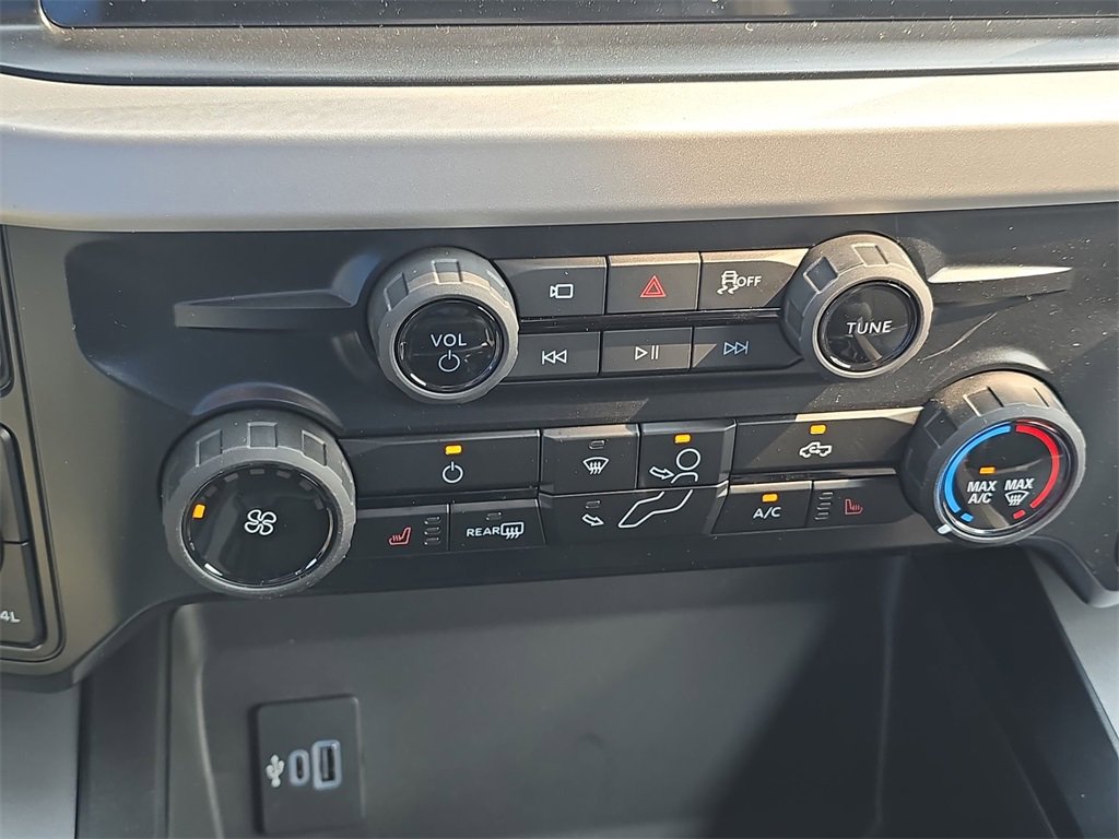 New 2026 Ford F250 XLT image 25