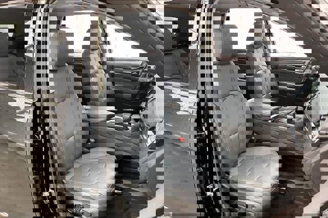 Certified 2021 Buick Enclave Premium w/ Sun and Sites Package image 7